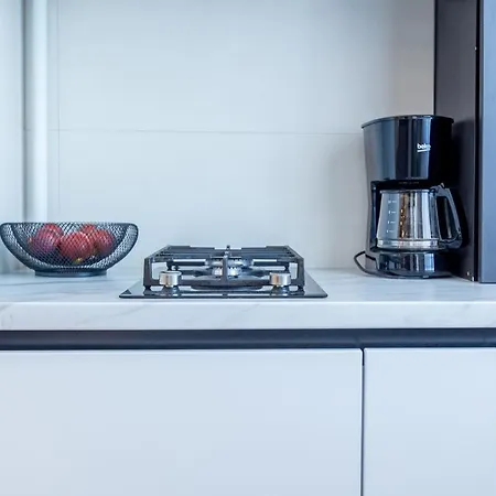 Mamaia Lake Campus Apartment *